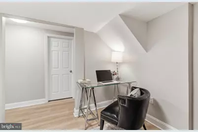 7703 Newmarket Drive, Bethesda, MD 20817 - Photo 27