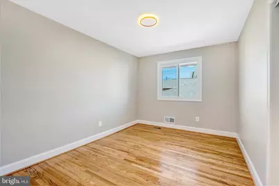 7703 Newmarket Drive, Bethesda, MD 20817 - Photo 19