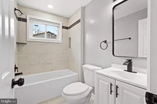 4718 Boiling Brook Pkwy, Rockville, MD 20852 - Photo 13