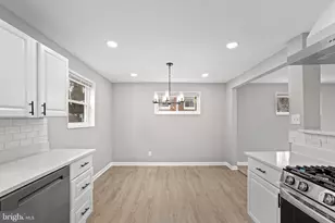 4718 Boiling Brook Pkwy, Rockville, MD 20852 - Photo 11