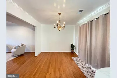 27 Chantilly Court, Rockville, MD 20850 - Photo 9