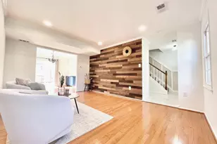 27 Chantilly Ct, Rockville, MD 20850 - Photo 7