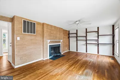 19312 Meaderidge Place, Montgomery Village, MD 20886 - Photo 17