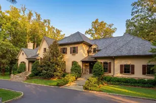 9250 Persimmon Tree Rd, Potomac, MD 20854 - Photo 5