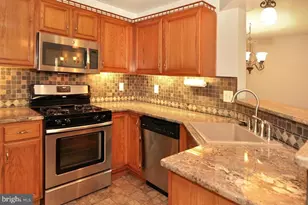 13103 Millhaven Pl, Germantown, MD 20874 - Photo 9