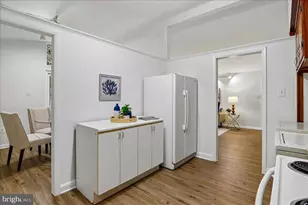 10701 Shelley Ct, Garrett Park, MD 20896 - Photo 11