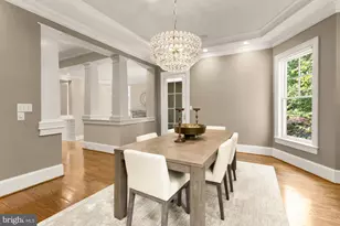 8819 Chalon Dr, Bethesda, MD 20817 - Photo 25