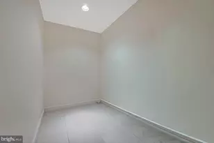 6111 Cromwell Dr, Bethesda, MD 20816 - Photo 37