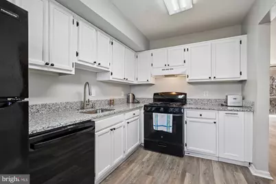 796 Quince Orchard Boulevard #201, Gaithersburg, MD 20878 - Photo 13