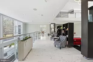 10405 Boswell Ln, Potomac, MD 20854 - Photo 9