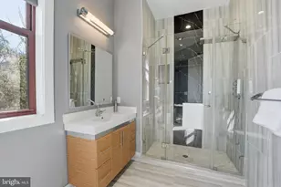 10405 Boswell Ln, Potomac, MD 20854 - Photo 25