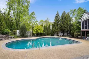 6 Crestview Ct, Potomac, MD 20854 - Photo 5