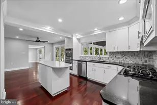 6 Crestview Ct, Potomac, MD 20854 - Photo 39