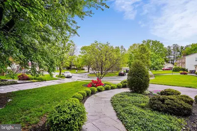 6 Crestview Court, Potomac, MD 20854 - Photo 3