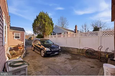 13006 Parkland Drive, Rockville, MD 20853 - Photo 33