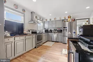 13006 Parkland Dr, Rockville, MD 20853 - Photo 7