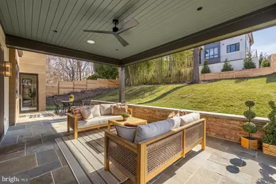 5828 Tanglewood Drive, Bethesda, MD 20817 - Photo 7