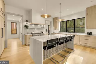 5828 Tanglewood Dr, Bethesda, MD 20817 - Photo 13