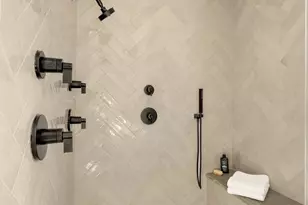 5828 Tanglewood Dr, Bethesda, MD 20817 - Photo 47