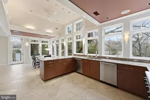 1724 Overlook Dr, Silver Spring, MD 20903 - Photo 21