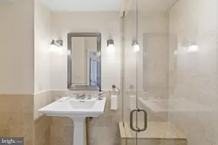 1724 Overlook Dr, Silver Spring, MD 20903 - Photo 9