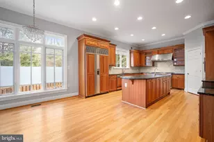 6723 Honesty Dr, Bethesda, MD 20817 - Photo 7