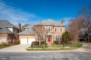 6723 Honesty Dr, Bethesda, MD 20817 - Photo 3