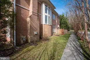 6723 Honesty Dr, Bethesda, MD 20817 - Photo 73