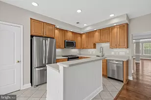 185 Chevy Chase St, Gaithersburg, MD 20878 - Photo 9