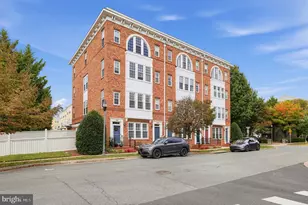 185 Chevy Chase St, Gaithersburg, MD 20878 - Photo 1