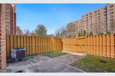 10284 Arizona Circle #65, Bethesda, MD 20817 - Photo 11