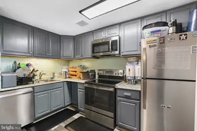 8785 Ravenglass Way, Montgomery Village, MD 20886 - Photo 11