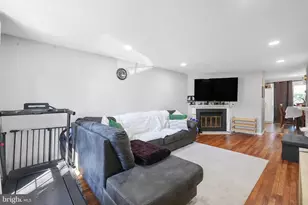 8785 Ravenglass Way, Montgomery Village, MD 20886 - Photo 5