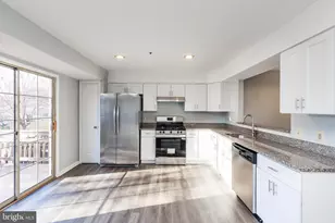 8425 Meadow Green Way, Gaithersburg, MD 20877 - Photo 17