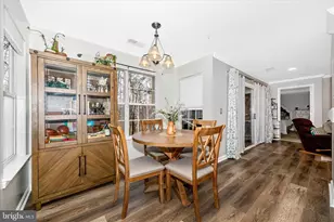 125 Timberbrook Ln, Gaithersburg, MD 20878 - Photo 9