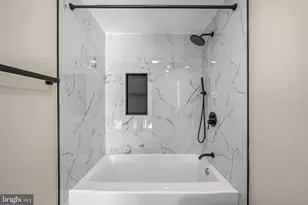 8810 Rustburg Cir, Gaithersburg, MD 20886 - Photo 33