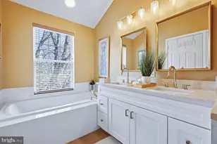 9752 Athletic Way, Gaithersburg, MD 20878 - Photo 19