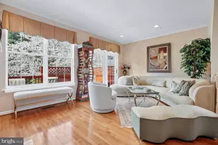 9752 Athletic Way, Gaithersburg, MD 20878 - Photo 3