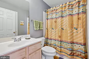 9752 Athletic Way, Gaithersburg, MD 20878 - Photo 31