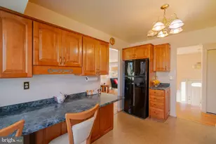 4709 Iris Pl, Rockville, MD 20853 - Photo 11