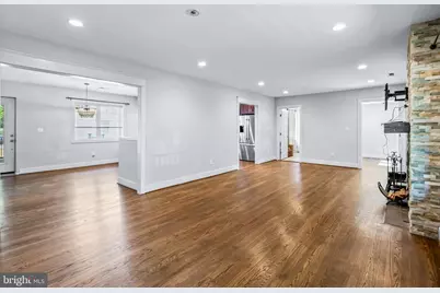 7516 Glenriddle Road, Bethesda, MD 20817 - Photo 11