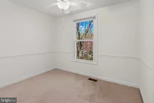 12002 Cherry Blossom Pl, Gaithersburg, MD 20878 - Photo 11