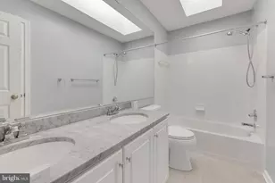 21410 Emerald Dr, Germantown, MD 20876 - Photo 27