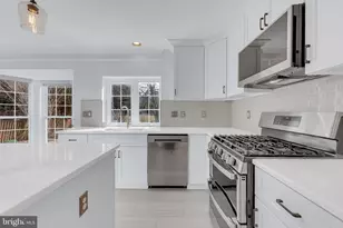 21410 Emerald Dr, Germantown, MD 20876 - Photo 7