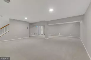 21410 Emerald Dr, Germantown, MD 20876 - Photo 29