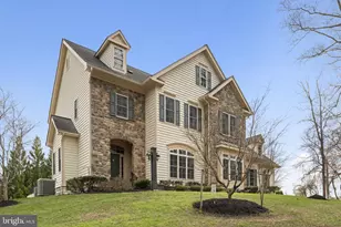 17519 Hidden Garden Ln, Ashton, MD 20861 - Photo 3