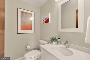 107 Grafton St, Chevy Chase, MD 20815 - Photo 17