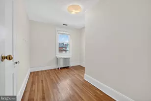 7903 Woodbury Dr, Silver Spring, MD 20910 - Photo 13