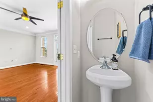 224 N Summit Ave, Gaithersburg, MD 20877 - Photo 17