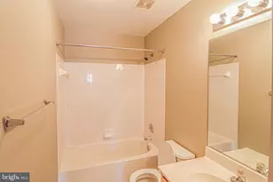 13014 Shamrock Glen Dr, Germantown, MD 20874 - Photo 23